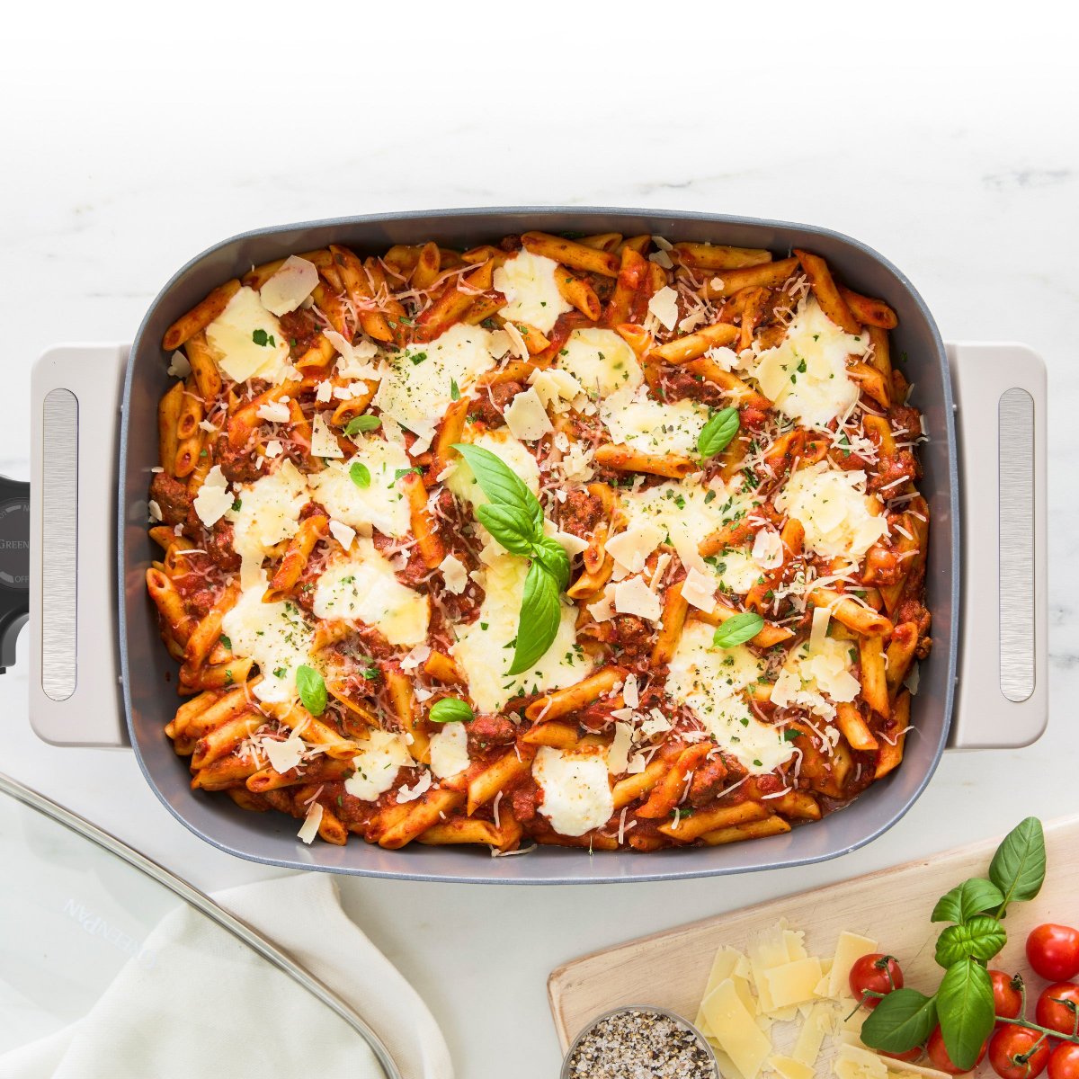 7-Quart Advanced Skillet | Clay