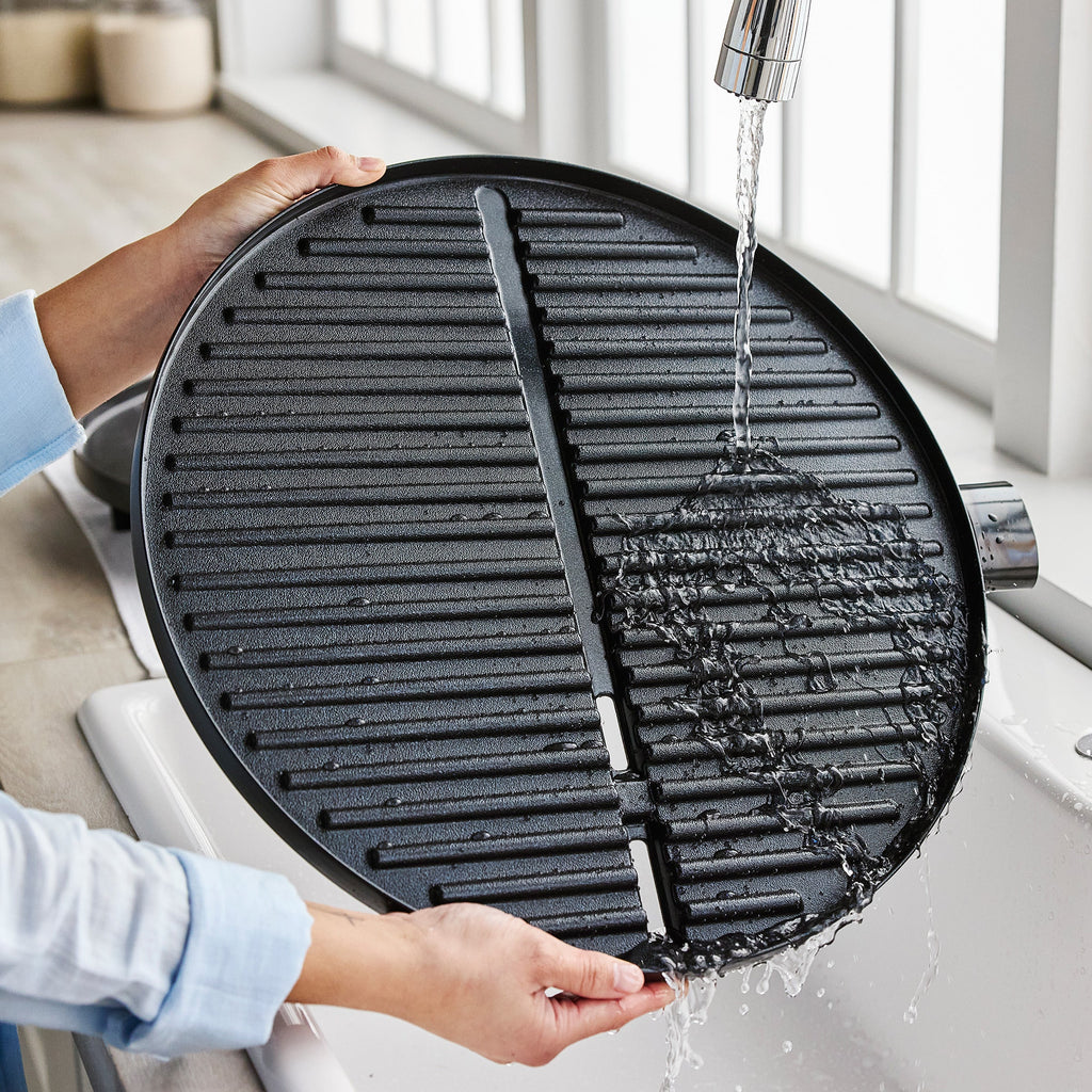 2-in-1 Portable Indoor/Outdoor Electric Grill & Griddle | Navy